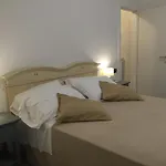 Sunday Apartments